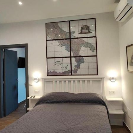 Suite Napoletana Неаполь Экстерьер фото