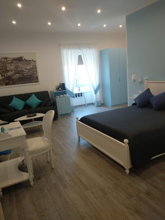 Suite Napoletana Неаполь Экстерьер фото