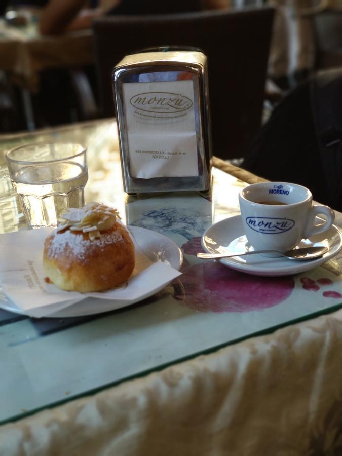 Suite Napoletana Неаполь Экстерьер фото