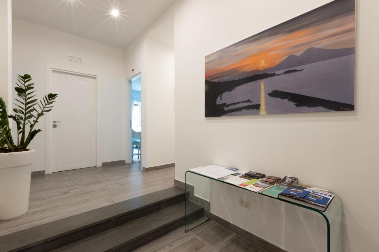 Suite Napoletana Неаполь Экстерьер фото