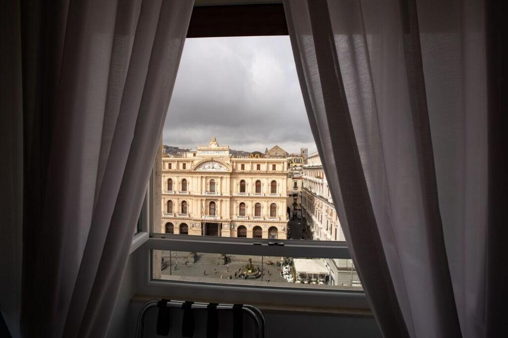 Suite Napoletana Неаполь Экстерьер фото